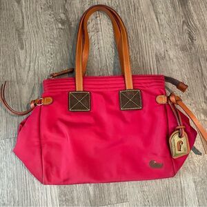 DOONEY & BOURKE Red Victoria Nylon Shoulder Bag Leather Straps Hot Pink Lining